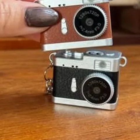 Mini cámara llavero con fotos